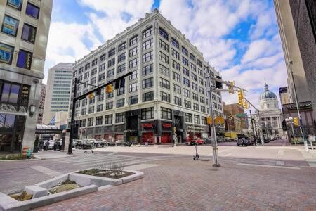 Cozysuites - 1Br With Direct Skybridge Access #1 Indianapolis Bagian luar foto