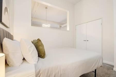 Cozysuites - 1Br With Direct Skybridge Access #1 Indianapolis Bagian luar foto